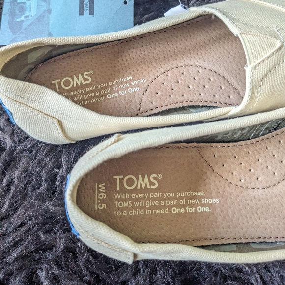 TOMS shoes 6.5 women's Canvas slip on 🎁 original Box & sticker 👍 authentic - Picture 4 of 10